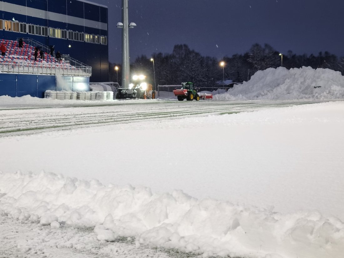 TUIL Arena snø rydding.jpg
